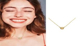 New jewelry light luxury simple round inlaid versatile fashion necklace women039s gift8304075