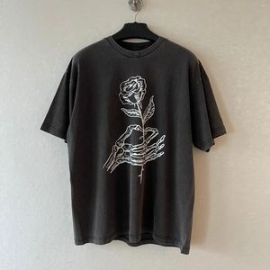 Męskie koszule Tajność 23ss Welted Rose Tee Skull Beach COLLAB T-shirt Męski Kobiet Vintage Ogaberości Koszulka Mężczyźni