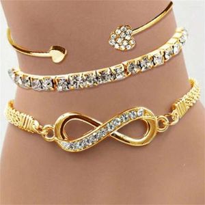 Charm Armbänder 3 teile/los Zirkon Armband Golden Silbrig Pflastern CZ Herz Armreif Für Frauen Mädchen Mode Zarte Schmuck 2023