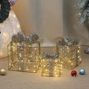 Dekoracje świąteczne świąteczne z kutego żelaza Trzyczęściowe pudełko na prezent ozdoby choinki Luminous Iron Art Home Outdoor Christmas Decorations MALL 231207