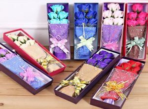 Flores de rosas de sabonetes artificiais com pequeno teddy fofo delicado em caixa cinco imortais ou três flores 8 8hr F R5978056