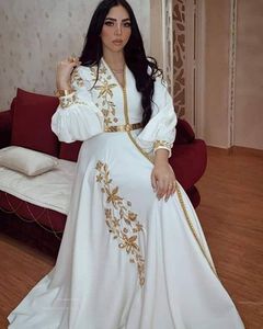 Elegante marroquino kaftan branco vestidos de noite formais com bordado dourado mangas compridas uma linha frontal dividida cetim vestido de ocasião formal para mulheres estilo árabe Dubai