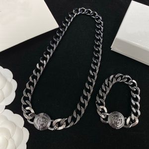 Styl neutralny Złoty czarny gęsty łańcuch Kuba Choker Naszyjniki Bransoletka 18k złota Plane mężczyźni Bolek Komanki Pierścienie kolczykowe Zestawy Hiphop Rock Punk Punk Designer Jewelry XMS26 -023