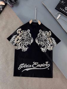 Erkek Tişörtleri Tiger Rhinestones Pırlanta Moda Giyim Kalitesi Pamuk Giyim Yuvarlak Boyun Sortsleeve Tshirt 2023SS