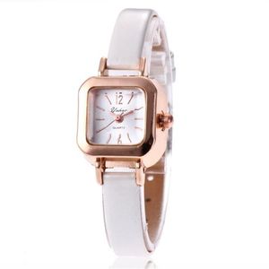 Intero quadrante piccolo Orologi da donna per studenti Orologio al quarzo Cinturino in pelle multicolore Temperamento Orologi da polso per ragazze252P