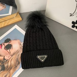 Brand Designer G Gold Letter Hats Fashion Men's and Women's Cute Ball Beanie Fall/winter Thermal Knit Hat Ski Brand Bonnet High Quality Plaid Skull Hat Luxury Warm Cap