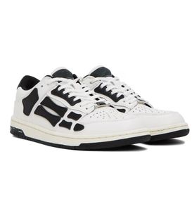 Nuovo lusso Whoelsale Cheap Skeleton Low-skel Top Sneakers Scarpe da donna da uomo in pelle a grana ghiaia Skateboard Walking Party Abito da sposa Comfort scarpa da passeggio