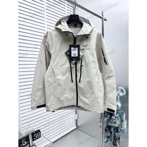 Kurtka arc Tech Minimalistyczne zamek błyskawiczne kurtki o wysokiej jakości lekka waga wiatrówka płaszcz zewnętrzny Gore-texpro Down Jacket 645 757