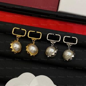 Mental 18K Gold Ohrringe Ohrstecker Schmuck Designer Perlen Schicke Ohrringe für Frauen Valentinstag Weihnachtsgeschenk