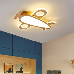 シャンデリアチャイルドルームボーイガールズベッドルームの家の装飾屋内照明飛行機ランプ光沢照明器具のための本物の木材