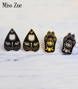 Fröken Zoe Witchcat Black Cat Paw Star Moon Eye Witch Craft Magic Course Emamel Pins Gold Silver Brosch Badge Denim Coat Jewel Gif5496886