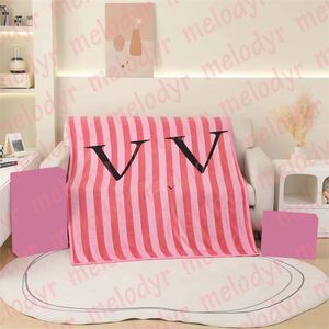 Luxury Designer Carpet Stripe Print Flannel Blankets Home Sofa Bed Cover Blanket Outdoor Warm Shawl Blankets