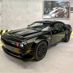 Литая под давлением модель 1 32 Dodge Challenger SRT, сплав Musle, автомобиль, литье под давлением, металлический спортивный симулятор, звуковой свет, коллекция, детские игрушки, подарок 231212