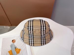 Luxurys Designers Bucket Hat Leisure Travel Sunshad Tide Cap Unisex Pure Cotton Fitited Hats9993168