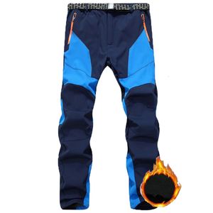 Outdoor Pants Winter Softshell Fleece Pants Men Outdoor Windproof Trekking Fishing Camping Climb Hiking Ski Snow Thicken Warm Travel Trousers 231211