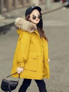 Down Coat Fashion Winter Girls Coats 2023 Tonåringar pojkar Girs Jacket Real Raccoon päls krage barn långa kläder barn parka