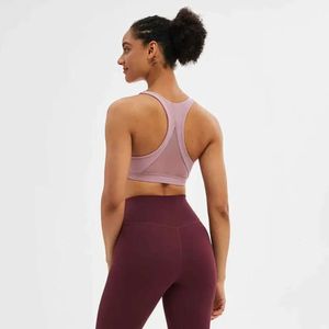 Yoga Bra Triangular Mesh Back Breattable Sports Underwear Running Fashion Fiess stötsäkra Rimless Camis Tank Tops Gymkläder 688SS 2023