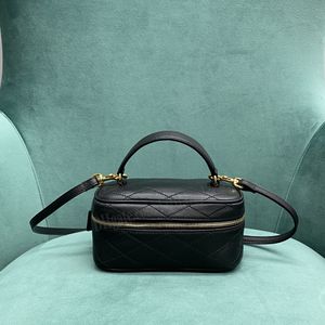 GABY MINI VANITY BAG IN PELLE DI AGNELLO 10A Borsa a tracolla di design di alta qualità Borsa a tracolla da donna da 17 cm Borsa per cosmetici in vera pelle Portamonete classico da donna a spalla