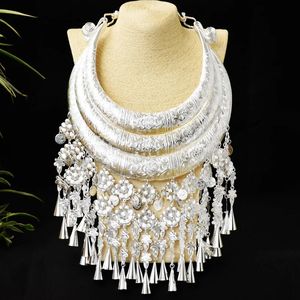 Pendant Necklaces Miao Jewellery Chinese Traditional Retro Miao Silver Dance Wear Accessories Chain Pendant Hmong Necklace Jewelry For Women 231211