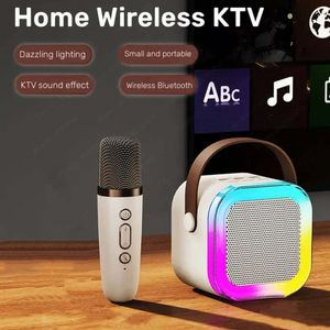 Kablosuz Mikrofon Çocuk Karaoke Makine Oyuncakları ile Taşınabilir Bluetooth Hoparlör RGB Işık Karaoke Noel Doğum Günü Partisi Hediyeleri