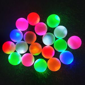 Palline da golf 6 pz/pacco Notte di lunga durata Luminoso Incandescente Ramdon Colore Sport Palline da golf a LED Gioco di allenamento Pratica Luce lampeggiante attivata 231212