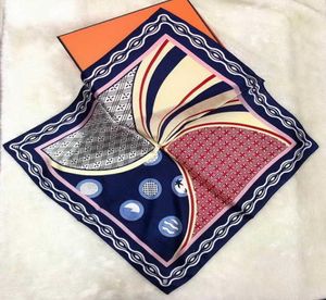 100 Pure Silk Scarf Women Child Bandana Handkakor Mönster Hår halsduk Square Silk Head Scarf Pannband Bandanas Riding Mask3860079