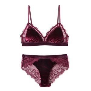 Set sexy Reggiseno in velluto senza ferretto con coppa a triangolo e intimo in pizzo imbottito rimovibile Lingerie da donna Bralette Intimates 231211