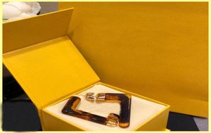 Projektowanie kolczyków na kolczyki dla kobiet luksusowe luksusowe projektanci biżuterii kolczyki kolczyki litery fearningowe mężczyźni buty heanpok dec6881941
