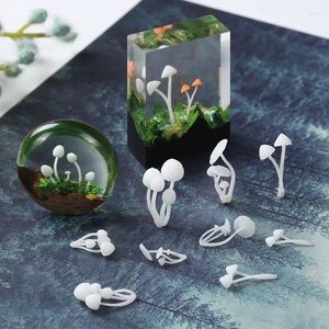 Dekorativa figurer 3D Mini -simulering svamp miniatyr hantverk mikro stuga landskap heminredning för diy harts hantverk silikon mögel