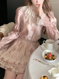Sukienki robocze różowe kawaii lolita dwupoziomowy zestaw kobiet koronkowy słodka koreańska spódnica garnitur 2024 O-Neck Bubble Rleeve Party Mini
