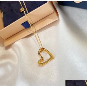 Hänge halsband mode lyxhalsband designer smycken armband varumärke hjärtformat för kvinnors varumärken och armband alla hjärtans dag dhpkw