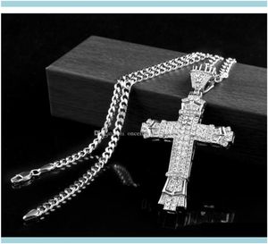 Naszyjniki wisiorki biżuteria biżuteria hip -hop urok pełny lód na zewnątrz symulowany diamenty katolickie krucyfiks chrześcijański naszyjnik wisiorek z lo1890259