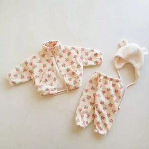 Set di abbigliamento Autunno Inverno Ragazzo Ragazza Dolcevita per bambini Camicie in pile floreali Set Bambini Solido Plus Velluto Spessore caldo cotone Top Pantaloni 2 pezzi 231211