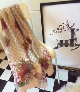 2021 Berömd designer Xin Design Gift Scarf High Quality 100 Silk Scarf Size 180x90cm1770032