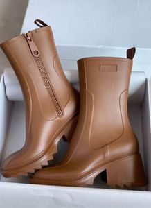 Luxurys designers Women Rain Boots England Style Waterproof Welly Rubber Water Rains Shoes Ankel Boot Boots 6888