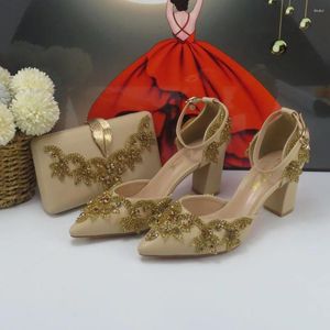 Klädskor 2024 Spring Pointed Toe Champagne Rhinestone Bridal Fashion and Bag Slingbacks Female Ladies Party Shoe Shallow Women