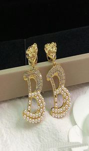 New great B letter dangle pearl earrings temperament fashion personality long earring tassel women039s ear studs6316583