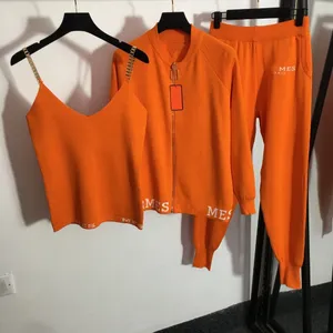 Designer Tracksuit Wzór odzieży Bluza z długim rękawem i zwykłe spodnie dresowe 3-częściowe zestawy modne strój koni jogging garnitur 4 kolory rozmiar s-xl