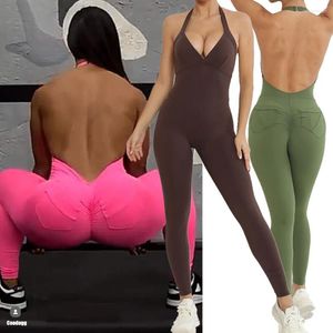 Conjuntos ativos 2024 Nylon Backless Halter V Cut Back Pocket Yoga Set Scrunch Gym Workout Pant Squat Proof Fitness Legging One Piece Macacão