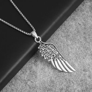 Pendant Necklaces Retro Fallen Angel Half Wing Feather Necklace Men's Women's Hip Hop Trend Jewelry