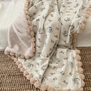 Blankets Born Baby Blanket Winter Warm Pompom Blush Minky Floral Printed Bedding Quilts Cover 90 130cm