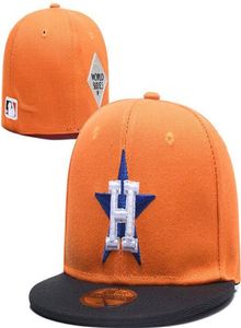 Popularny Hip Hop Men039s Drużyna sportowa dopasowane czapki na polu Pełna zamknięta konstrukcja Solid Kolor Houstona Size Baseball Fitted H1625911
