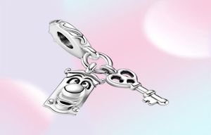 Ny ankomst 100 925 Sterling Silver Key Door Knob Dangle Charm Fit Original European Charm Armband Fashion Jewelry Accessories3204312