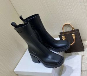 Luxurys Designers Kadın Yağmur Botları İngiltere Tarzı Su Geçirmez Su Geçirmez Kauçuk Su Yağmurları Ayakkabı Boot Boot kalapları 546