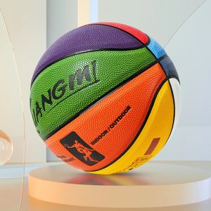 Bälle Kuangmi 8 Farben Basketballball für Kinder Kinderspiele Größe 3 4 5 6 7 Basketballtraining Sport Kinderspielzeug 231212