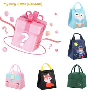 New Outdoor Bags Cartoon Insulated Lunch Bag Portable Bag for Children School Trip Bag 3D Three-dimensional Cute Thermal Lunch Box Picnic Bag