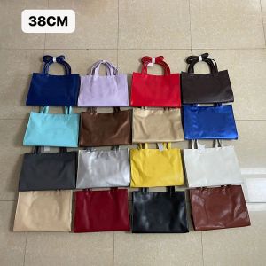 Tote Çanta Tasarımcı Çanta Büyük Tote Çanta Kadın Çok Renk Dış Mekan Zırh Crossbody Flep El Çantası Lüks Tote Moda Alışveriş Pembe Beyaz Çanta Satış Çanta