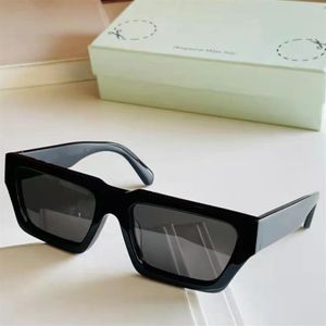 Högkvalitativ designer Ny modetrend Mens och Womens Solglasögon Square Black Tortoise Frame White Solglas Oer1002 Retro Shades284w