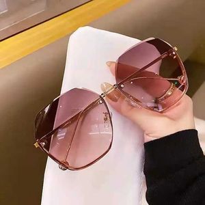 Round Sunglasses Women Brand Designer Gradient Fashion Sun Glasses Female Rimless Metal De Sol Luxury Designer 230920