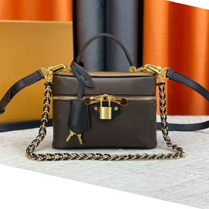 Tuvalet Kiti Crossbody Bag Kozmetik Torbalar Zincir Alt Omuz Çanak Çantaları Totes Tasarımcı Çanta Saf Orijinal Deri Fermuar Flep Ayarlanabilir Kayış